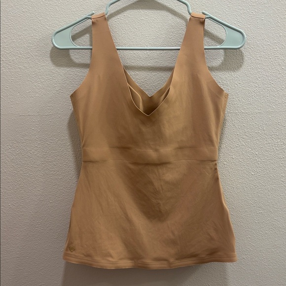 NWOT Honeylove LiftWear Tank women’s size medium in color sand shapewear - Picture 6 of 8